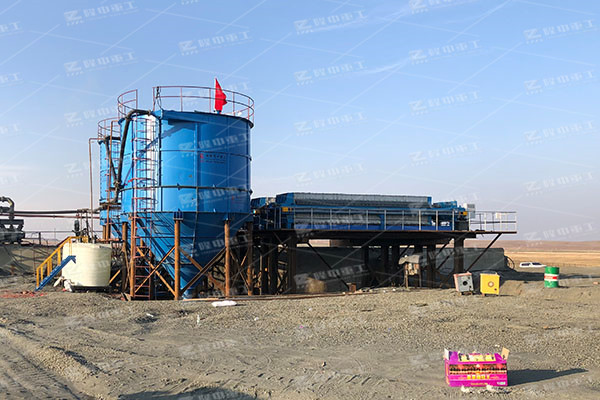 200平方的壓濾機有嗎？污泥脫水機多少錢一臺？